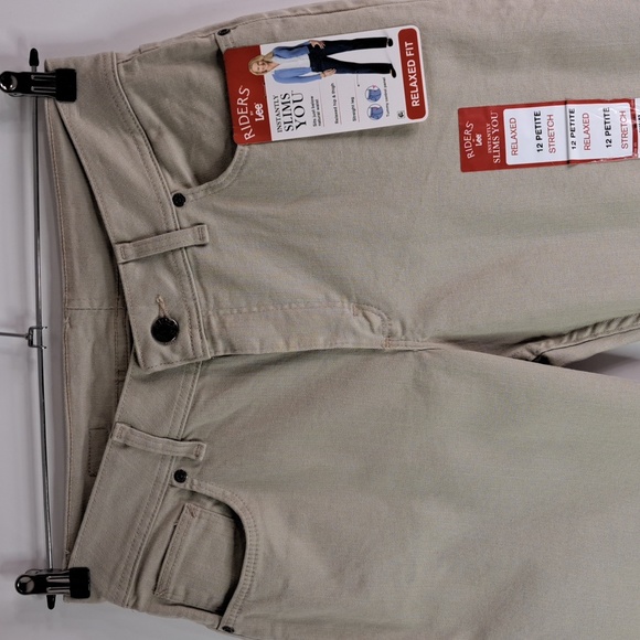 Riders by Lee Denim - New Rider's by Lee Relaxed Fit Tan Colored Jeans Size 12 Petite